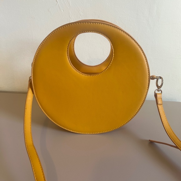 JustFab Mustard Circle Crossbody Bag - Picture 3 of 11